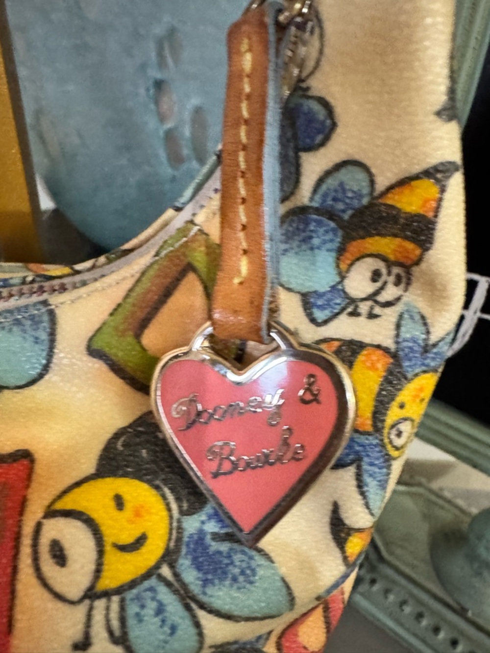 Dooney & Bourke Bee Print Hobo Bag with Rainbow Zipper & Pink Heart Y2K EUC - Picture 16 of 16